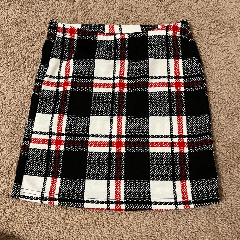 Women’s plaid mini skirt